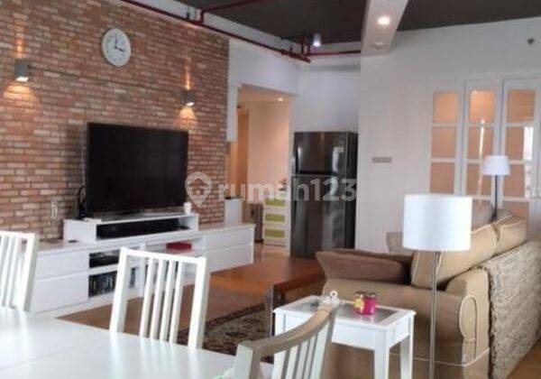 Apartment Kemang dijual lantai rendah fully furnished harga nego 2