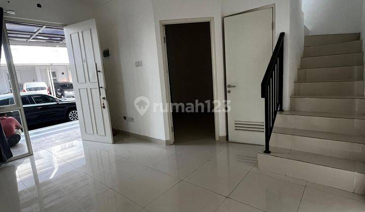 Di Jual Murah Rumah 2 Lantai Di Grand Wisata Bekasi 2