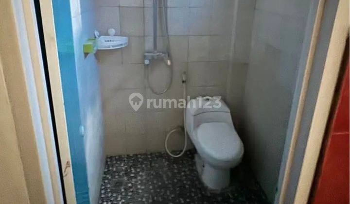 Kerobokan 2 Storey Rental House Needs Renovation 2