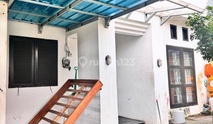 Rumah Disewakan 1.5 Are Lantai 2 Butuh Renovasi 1
