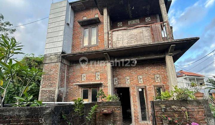 2-Storey Rental House Shm Needs Renovation 1