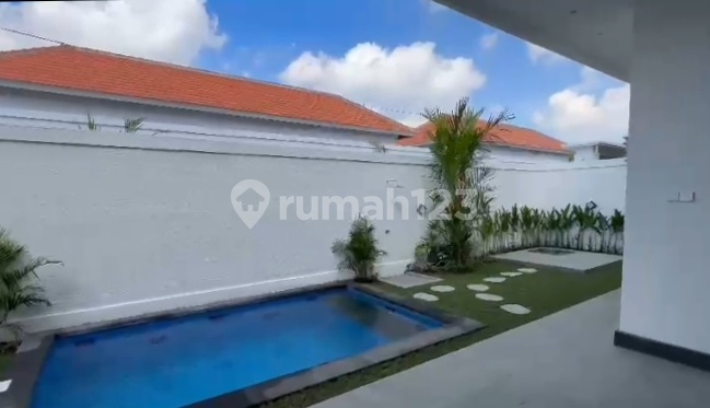 New Villa di jln padonan Canggu. 8