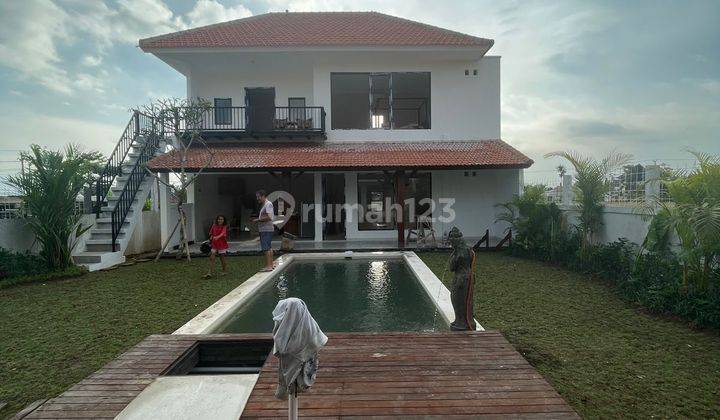 Rent villa lantai 2 SHM di seseh Munggu area 8