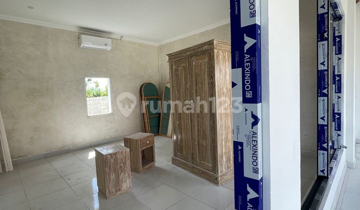 Rent villa lantai 2 SHM di seseh Munggu area 11