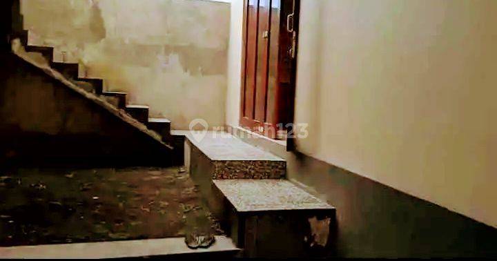 Rent house in buduk 2 floor. Dengan view sawah  1