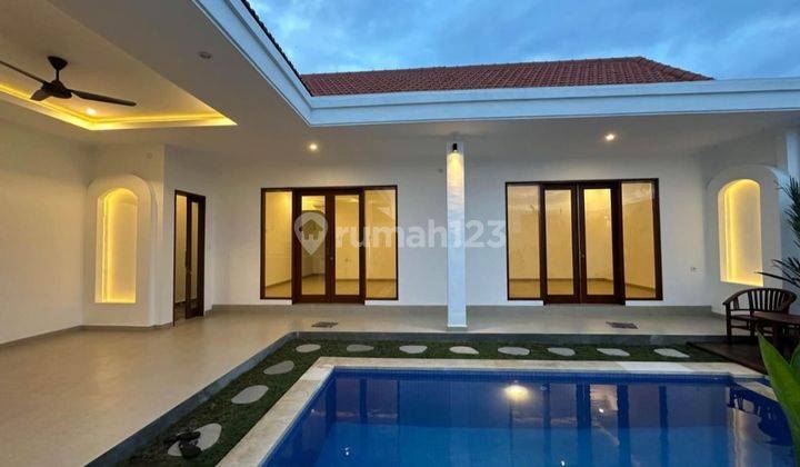 Brand new Villa with new land on 2 are in Munggu  1