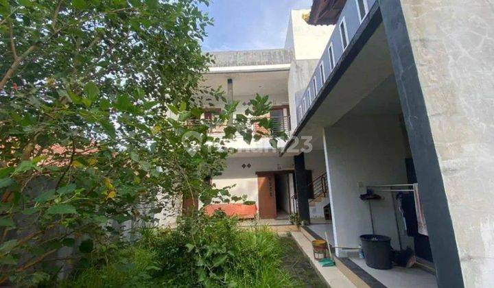 Dikontrakan Rumah 4are  3 Lantai  Canggu - Buduk  2