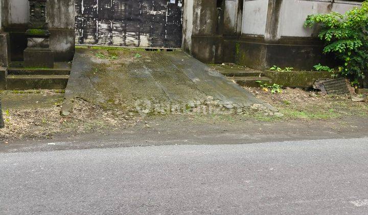 Tanah.15 Are Cemagi Main Road Shm Yellow 1