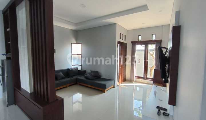Rumah 2 Floor Jln Raya Pererenan, Pererenan 1
