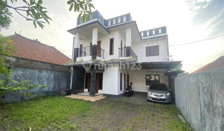 Dikontrakan Rumah 4are  3 Lantai  Canggu - Buduk  1