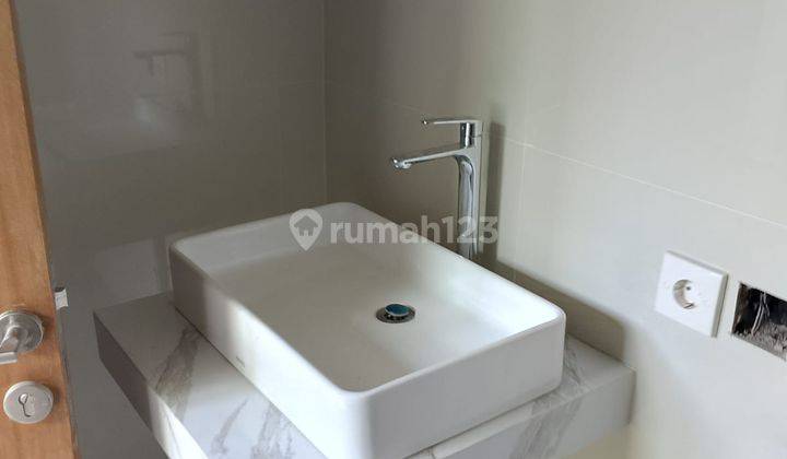 Rumah Semi Furnished Kontrakan Baru SHM - Sertifikat Hak Milik di pererenan-tumbakbayuh, Pererenan 1