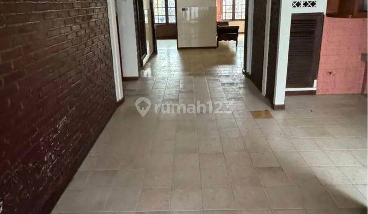 Kerobokan 2 Storey Rental House Needs Renovation 1