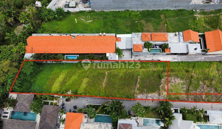 Tanah 800 M2 / 8 Are Di Cemagi Shm -yellow Zone 1