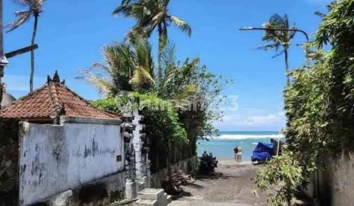 Land for Sale 45 Ares with Certificate of Ownership (SHM), Fronting Cemagi Beach