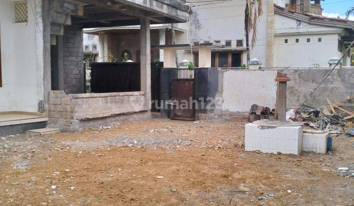 Rumah Kontrakan 2 Lantai Shm Butuh Renovasi Canggu 1