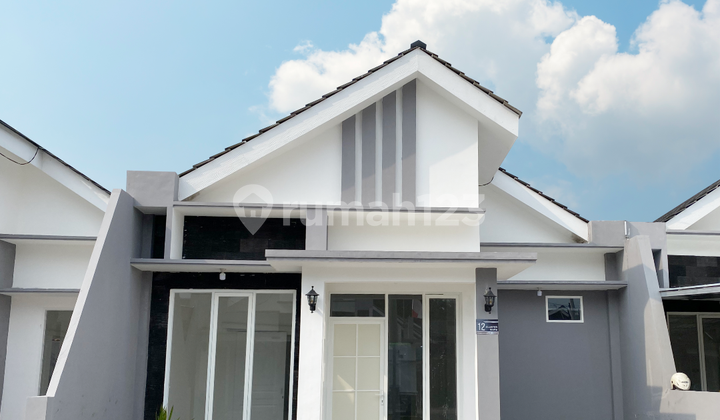 Rumah Baru di Sambiroto samping mcd dan stikes SHM Timur 1