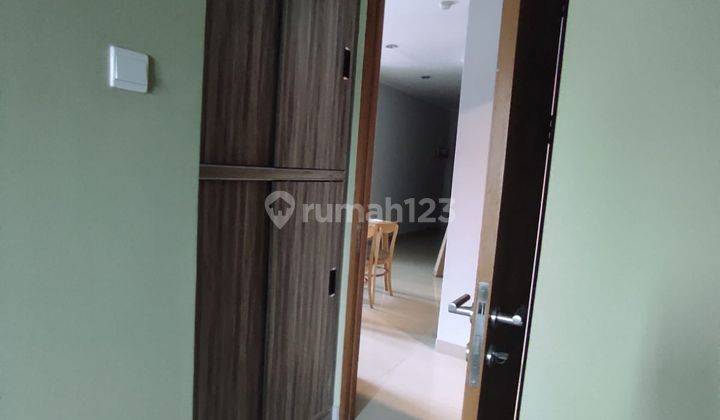  Apartemen Hampton Park 2 Kamar Tidur Furnished Sudah Renovasi 14
