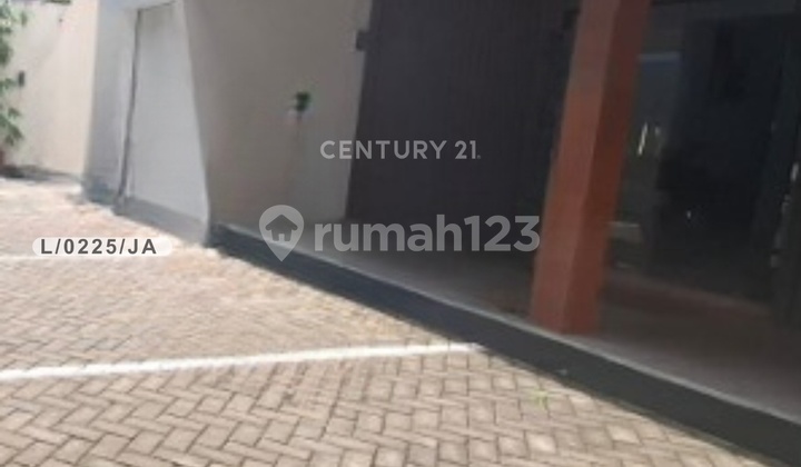 Ruang Usaha Lokasi Strategis SHM Di Jl Lodaya Kota Bandung Ruang Usaha Lokasi Strategis SHM Di Jl Lodaya Kota Bandung