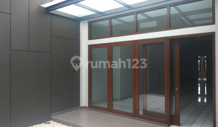 Jual Rumah Bagus Mainroad Cipaganti 2