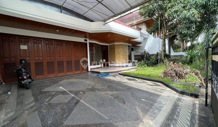 Dijual Rumah Bagus di Kawasan Elite Jalan Pahlawan Trip Malang  1