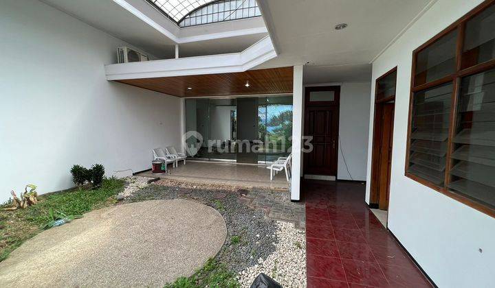 Dijual Rumah Bagus di Kawasan Elite Jalan Pahlawan Trip Malang  2