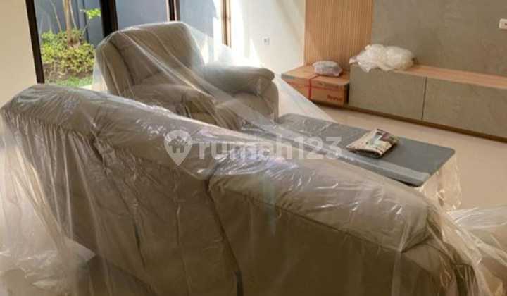 For Sale: Taman Sakura Soekarno Hatta Complex House, Bandung