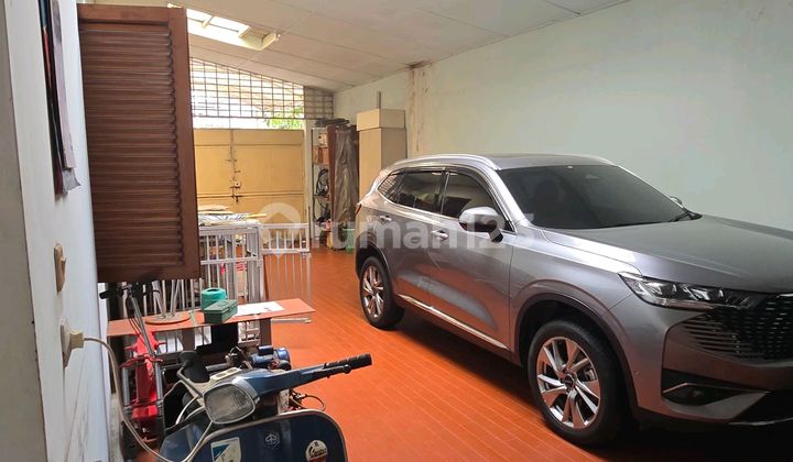 Well-Maintained House for Sale, Riau Wing Bandung 2