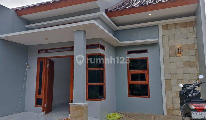 Rumah di ,lokasi strategis dan bebas banjir,dekat stasiun dan pintu tol sawangan 3