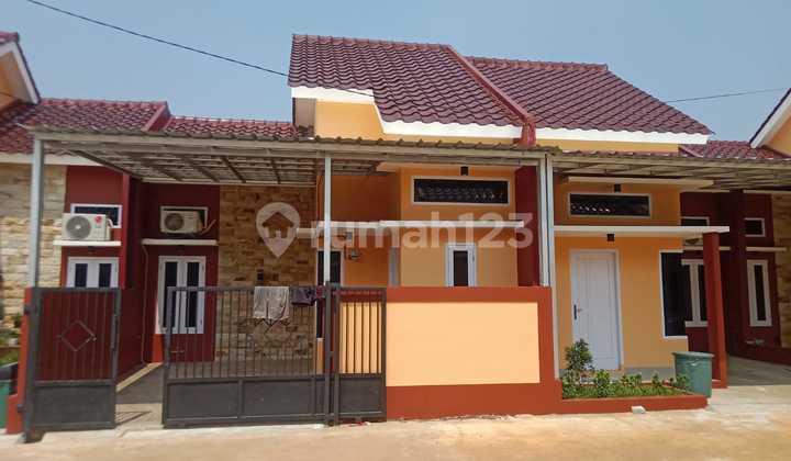 Rumah di jual murah,dekat dengan pintul tol sawangan,stasiun,lokasi strategis dan bebas dari banjir  2