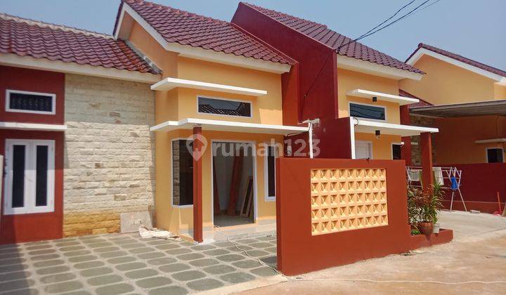 Rumah di jual murah,dekat dengan pintul tol sawangan,stasiun,lokasi strategis dan bebas dari banjir  3