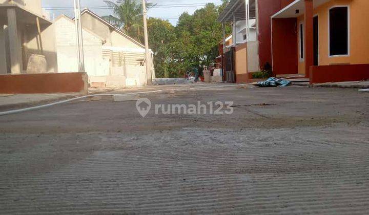 Rumah di jual murah,dekat dengan pintul tol sawangan,stasiun,lokasi strategis dan bebas dari banjir  16