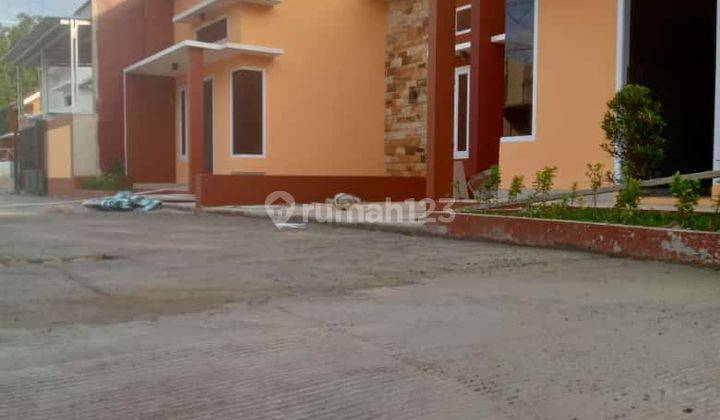 Rumah di jual murah,dekat dengan pintul tol sawangan,stasiun,lokasi strategis dan bebas dari banjir  18