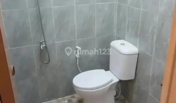 Rumah di jual murah,dekat dengan pintul tol sawangan,stasiun,lokasi strategis dan bebas dari banjir  29