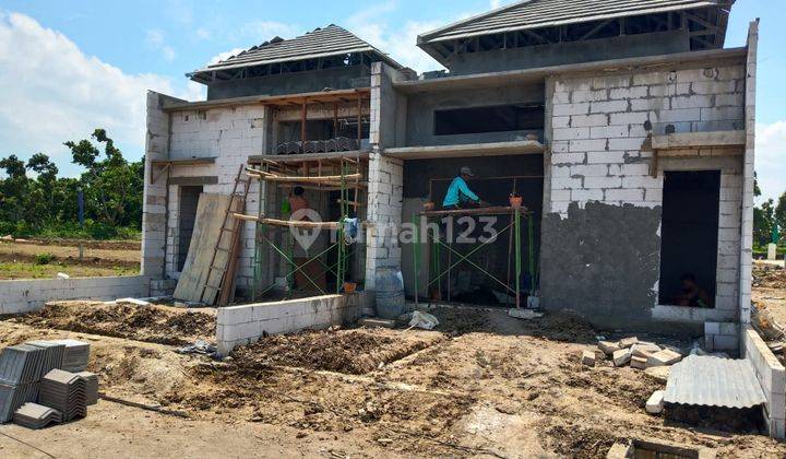 RUMAH MINIMALIS MODERN *mie sedap manyar* 2