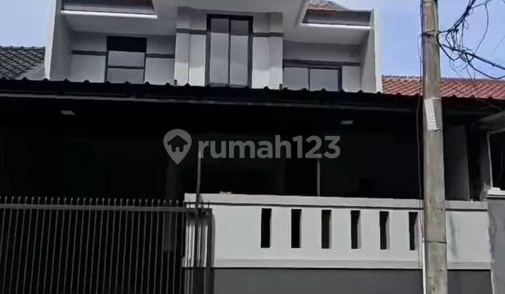 Rumah Bagus Siap Huni di Villa Melati Mas ** Rumah Bagus Siap Huni di Villa Melati Mas **