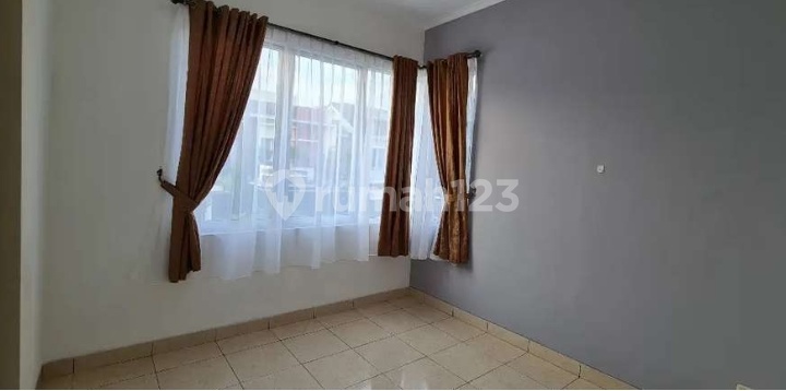 House in Delatinos BSD Nice 2 Floors -nrl