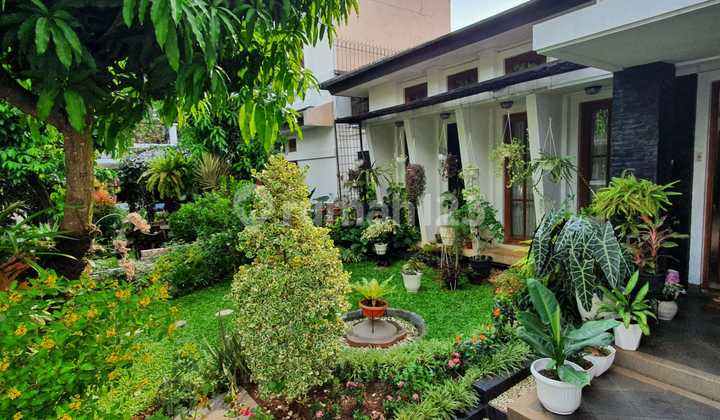 Rumah Di Menteng Bintaro Sektor 7 Bagus** Rumah Di Menteng Bintaro Sektor 7 Bagus**