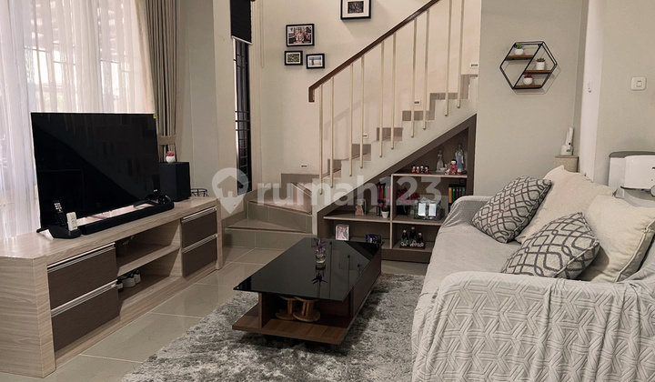 Rumah Minimalis Modern, 2 Lantai, Harvest Residence Nusaloka Bsd Nusa Loka, Furnished Cantik