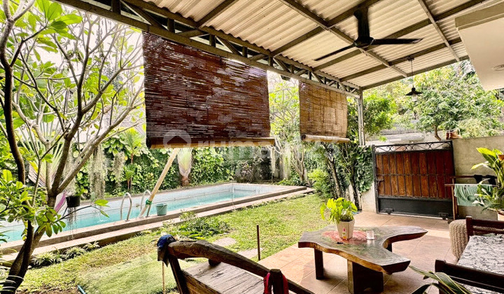 Turun Harga! Rumah 2 Lantai, Fully Detached, Tropical Modern, Private Pool, Cilandak Jakarta Selatan, Hanya 300 Meter ke Jalan Lebak Bulus Raya 2