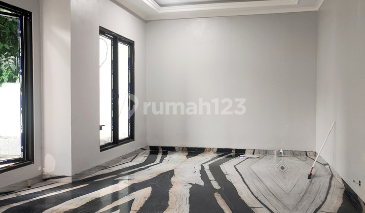 Luxury Brand New House, American Classic Style, 2 Floors, Pondok Indah South Jakarta, Spacious Parking for 8 Cars Luxury Brand New House, American Classic Style, 2 Floors, Pondok Indah South Jakarta, Spacious Parking for 8 Cars