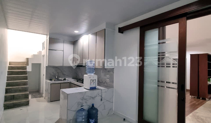 Rumah Mewah 2 Lantai, Pondok Indah, Jakarta Selatan, Fully Renovated Ala Kontemporer Modern Minimalis 2