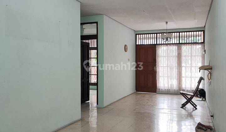 Rumah 1 Lantai Pondok Indah Jakarta Selatan Dekat Pim 2