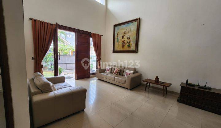 Rumah 2 Lantai Klasik Modern Pondok Indah Jakarta Selatan 2