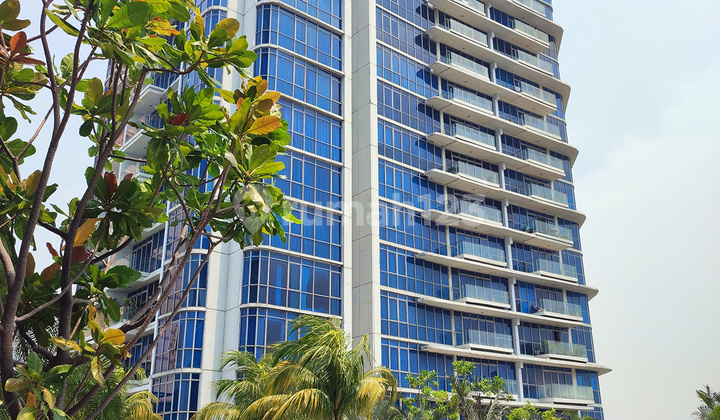 Turun Harga! The Windsor Puri Indah Apartment 4 BR Tipe 5 Terbesar Furnished Mewah Private Lift Lantai Tengah