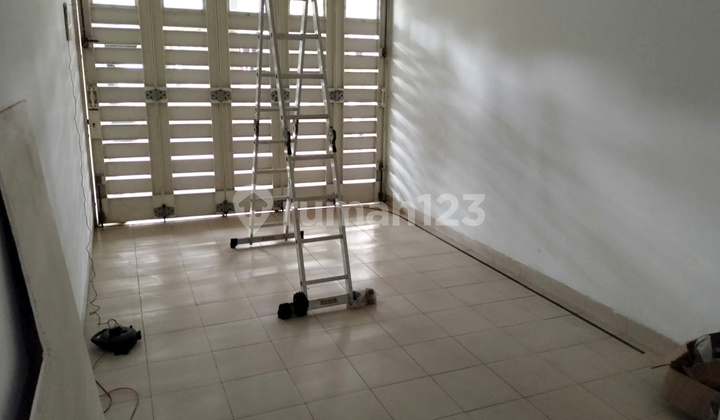 2-Storey House, Alam Sutera Renata Alba, Semi-Furnished, 12 Meters Wide, Garden View