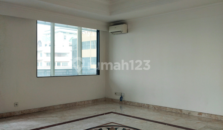 Price Drop! Penthouse at The Park Residence Kelapa Gading Kirana, 4 BR, Brand New, Fully Renovated, Marble Flooring 2