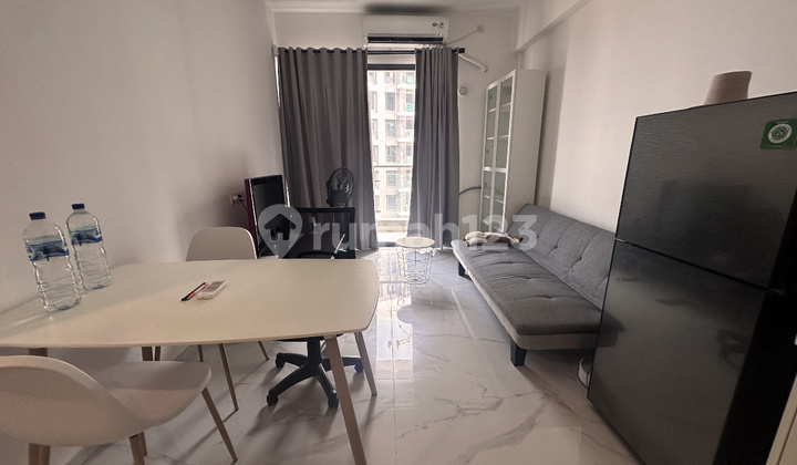 2 BR APARTMENT, FURNISHED, JERVOIS, SKYHOUSE BSD SKY HOUSE, POOL VIEW, HIGH FLOOR