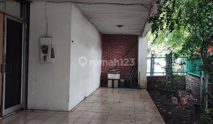 RUMAH HOEK 1.5 Lantai, Jalan Kaji Cideng Petojo Jakarta, HARGA NJOP, Cocok untuk usaha rumah kost, kantor atau ruko, INVESTASI EMAS 2025 1