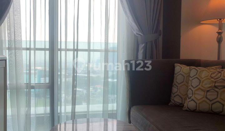 Turun Harga! Tercantik! Apartemen Brooklyn Alam Sutera Studio Furnished, Lantai Tengah 2