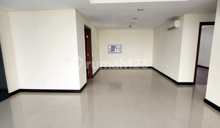 Unit Brand New! Apartemen 3 BR, The Sommerset Kencana Pondok Indah Jakarta Selatan, Lantai Tinggi, Double Private Lift 2